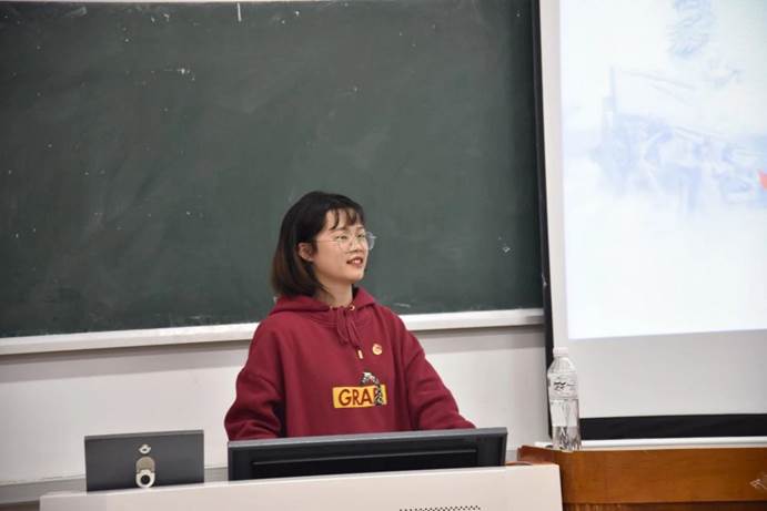说明: e9e3731dae90b7f129d1637d4b4acc88